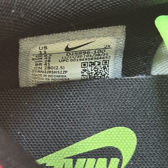 Nike Womens DBreak White Black Atomic Orange Sneakers DJ5996-100 sz 11 NWOT - Picture 6 of 6